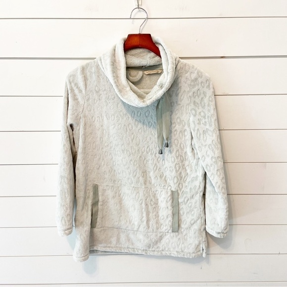 Soft Surroundings | Fleece Leopard Print Cowl Neck Pullover Size XS - Picture 2 of 9